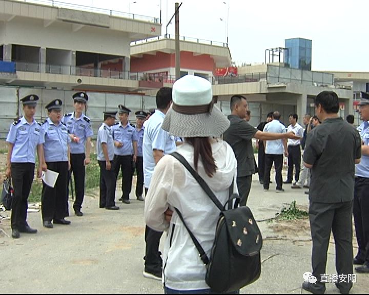 峡里村民委员会领导团队全新亮相及未来展望