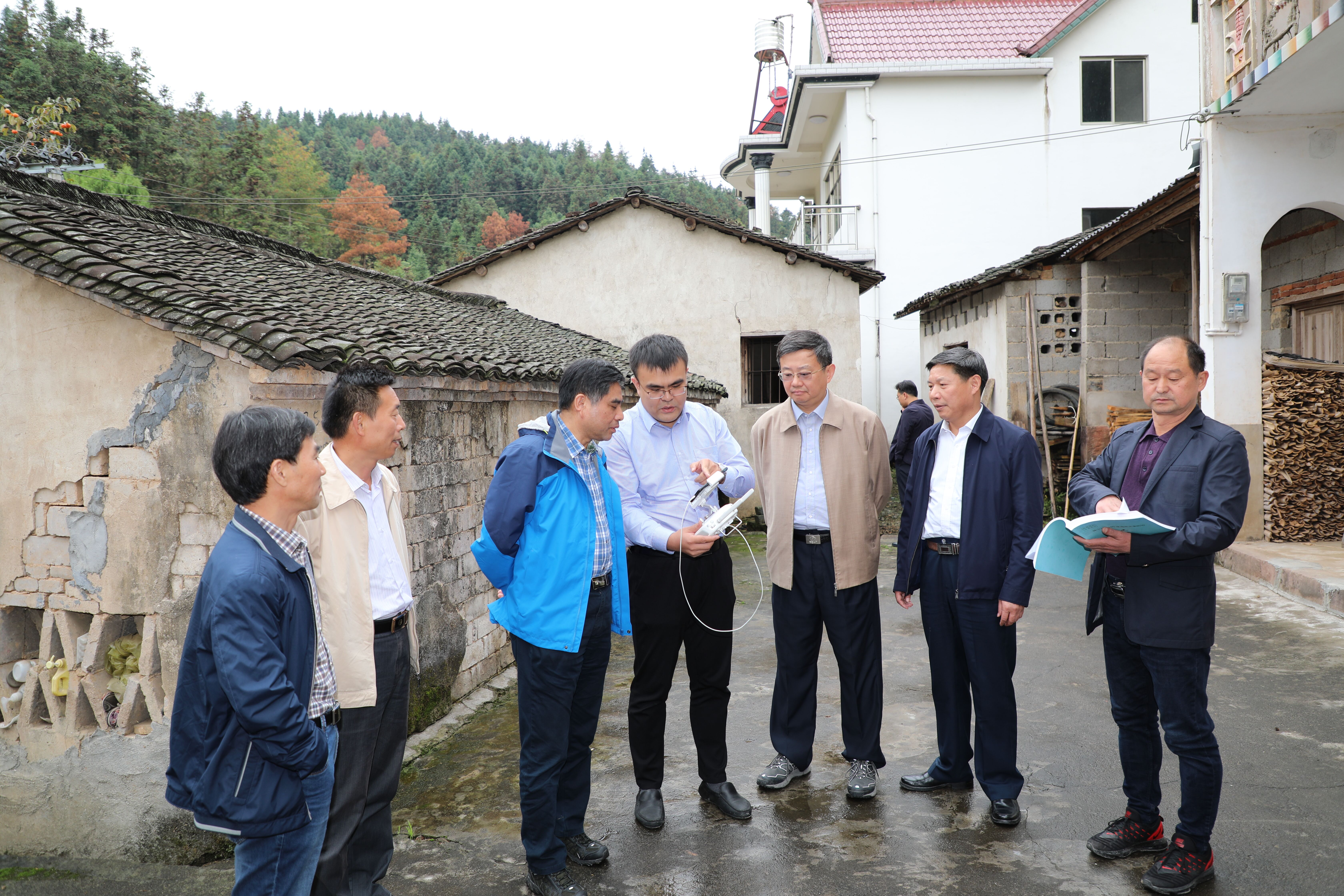 松盘村乡村振兴与社区发展新篇章揭晓，最新新闻报道