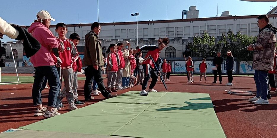 颍东区小学最新项目，开启教育改革新篇章